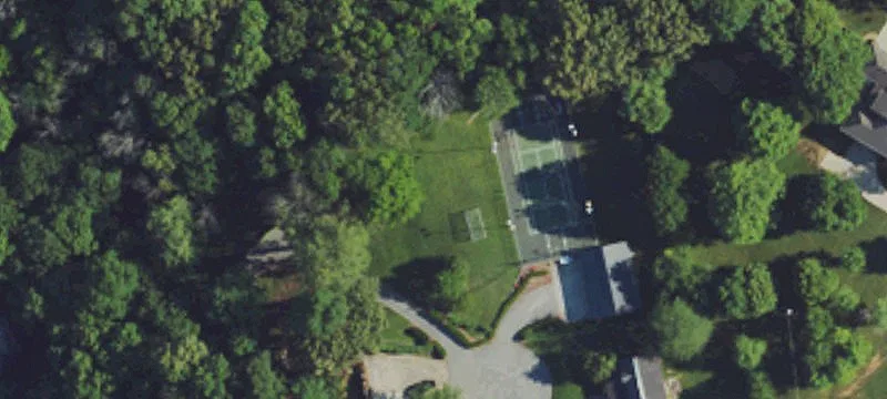 211 Woodline Dr