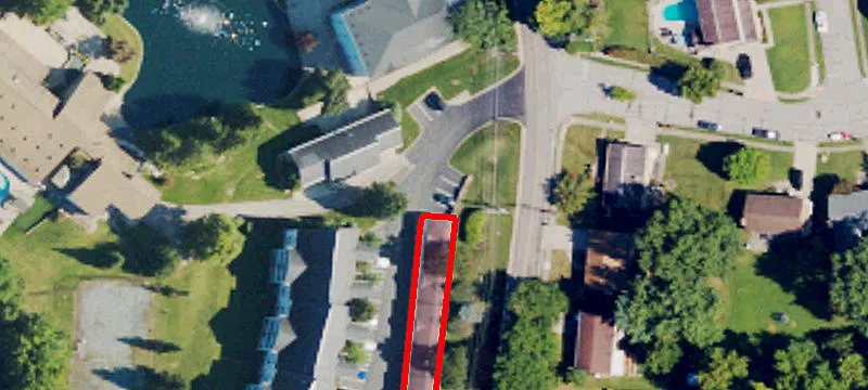 22 Carriage House Dr
