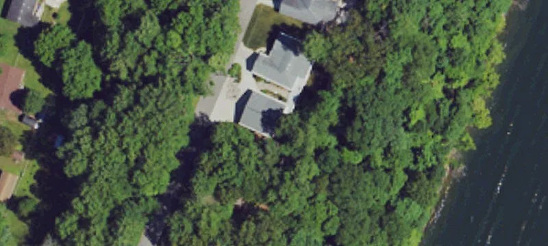 482 Twin Rivers Dr