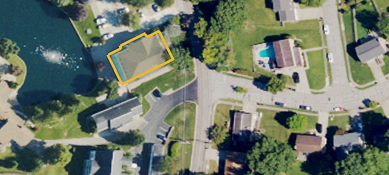 5 Carriage House Dr
