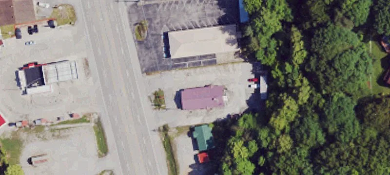740 Hwy 27
