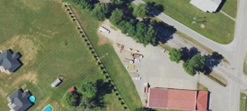 915 Deatsville Rd