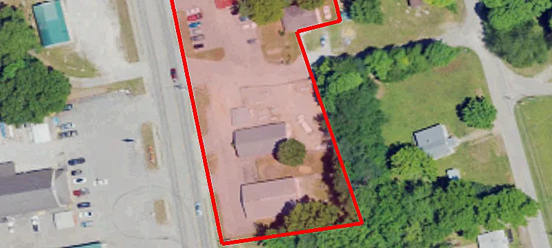 1060 Main St