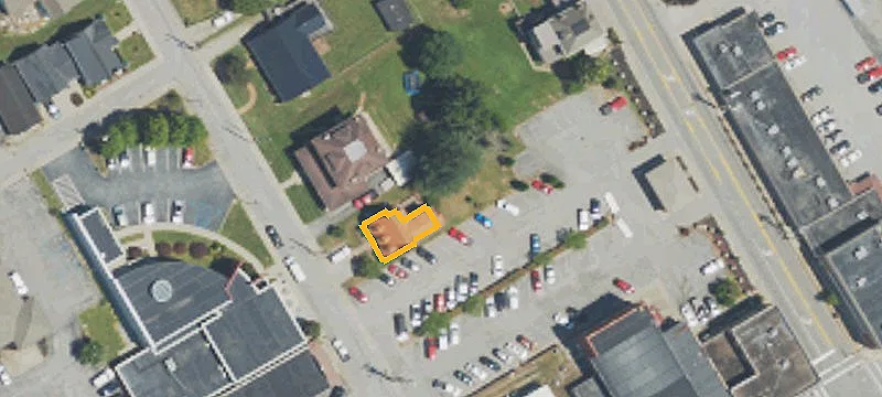 158 Arnold Ave