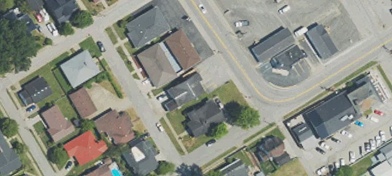 328 Lk Dr