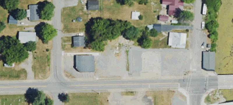 211 2nd St