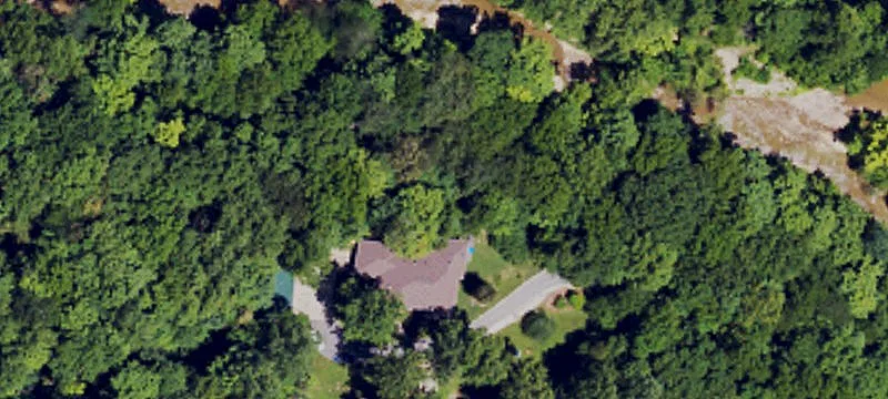 2200 Halls Hl Rd