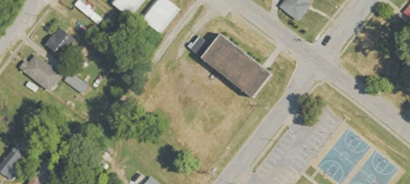 606 Vine St