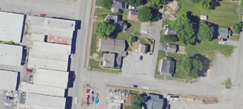 201 Main St