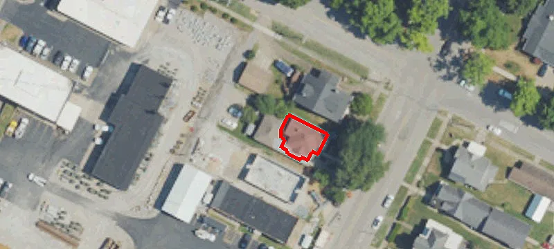 421 Main St