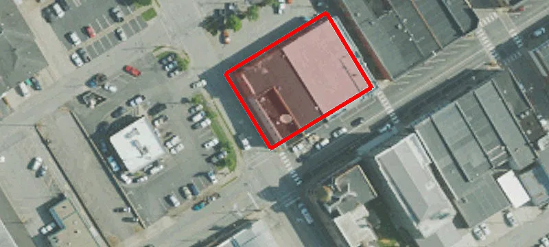 101 Main St