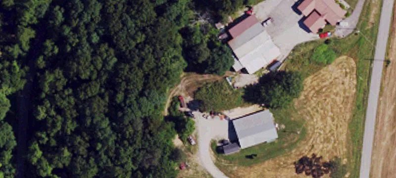 1090 Ldg Hall Rd