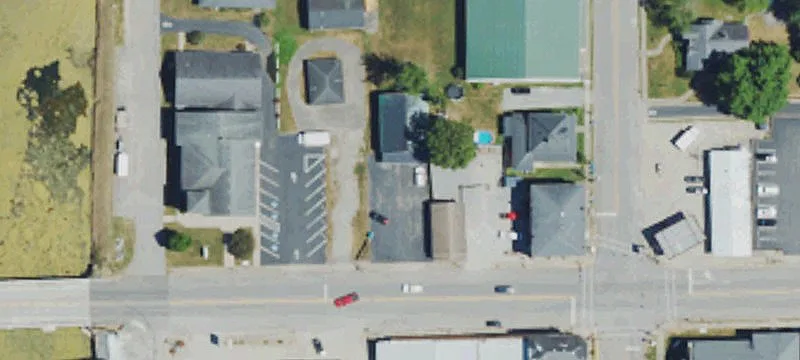 215 2nd St