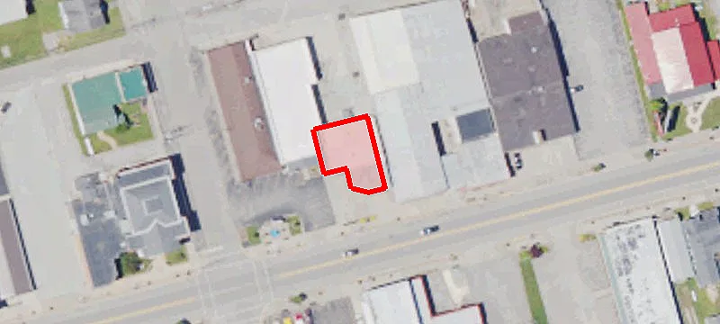 37 Main St
