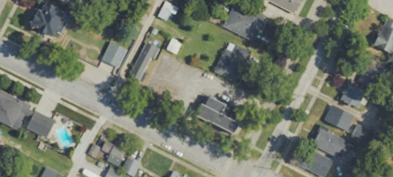 901 Elm St