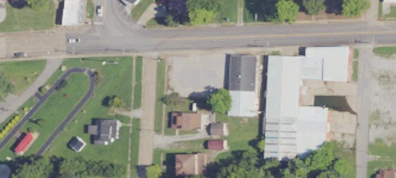 Livermore, KY 42352