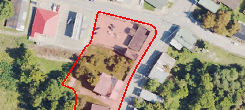 24 Main St
