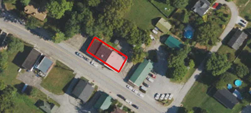 3381 Main St