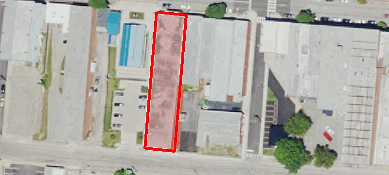 606 Main St