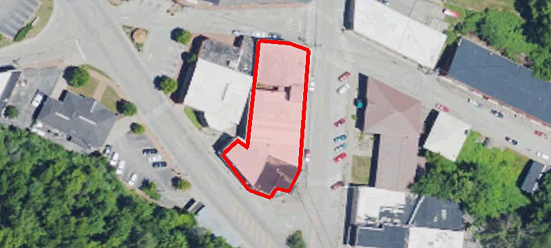 106 Main St