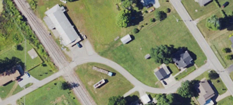 76 Edwards Ave