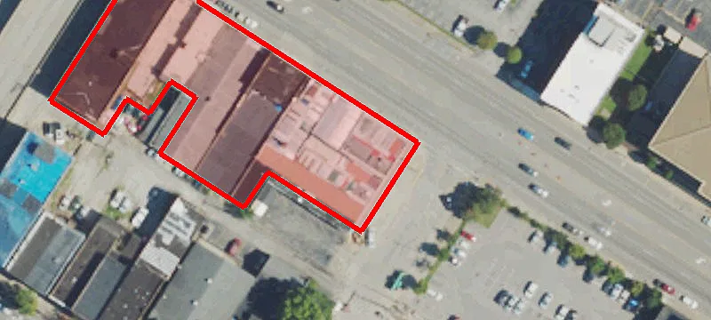 1330 Greenup Ave