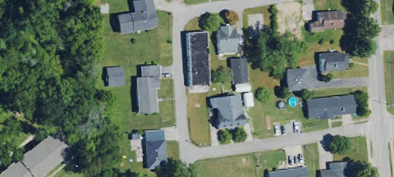 105 Crst St