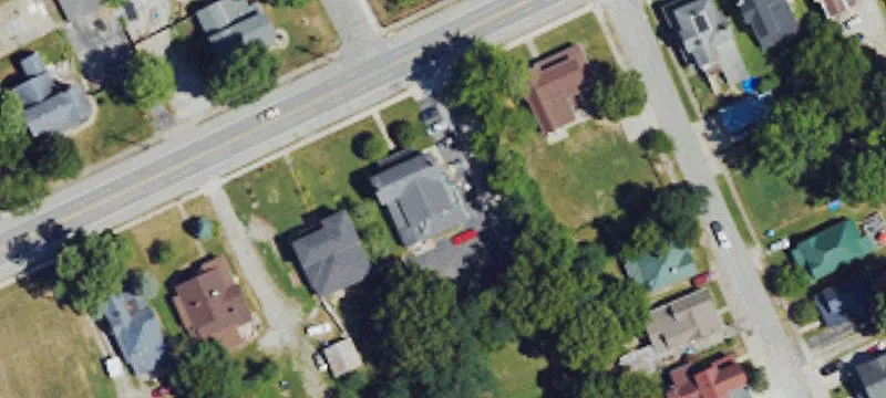 236 Woodford St