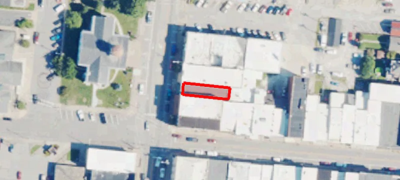 136 Main St