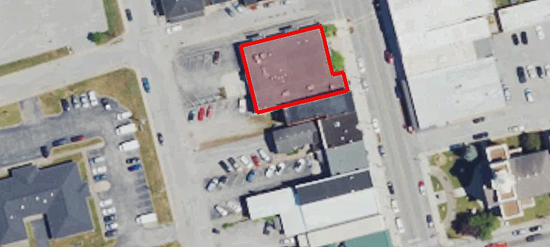 136 Main St