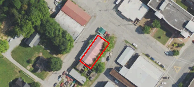 111 Hl St
