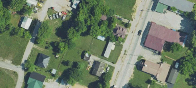 425 Main St