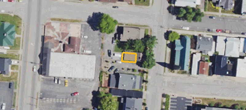 206 Chiles St