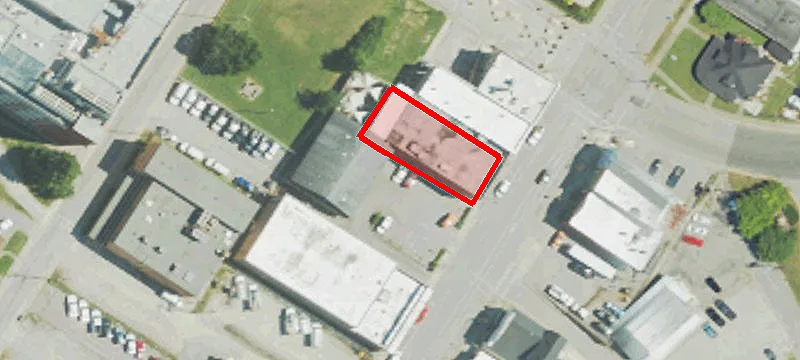 163 Main St
