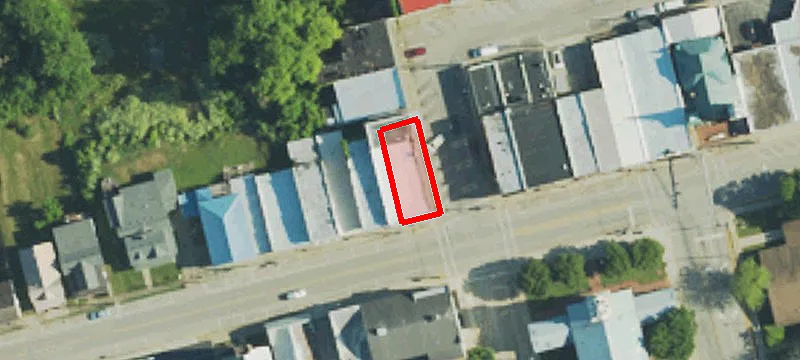 44 Main St