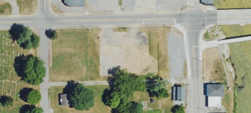 206 2nd St