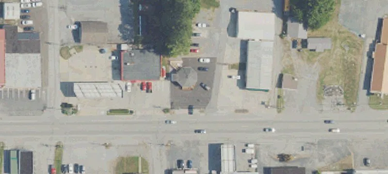 301 Main St