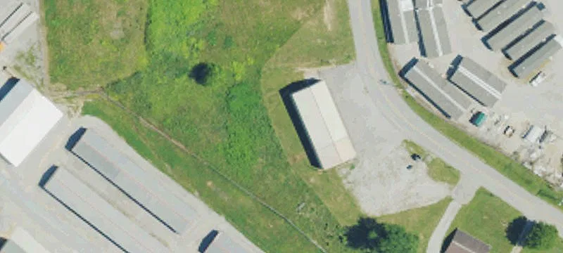 571 Tobacco Rd