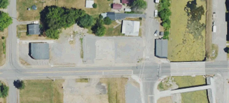 205 2nd St