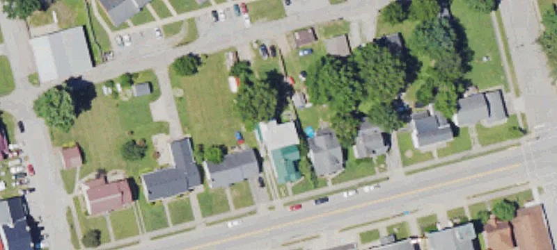 136 Main St