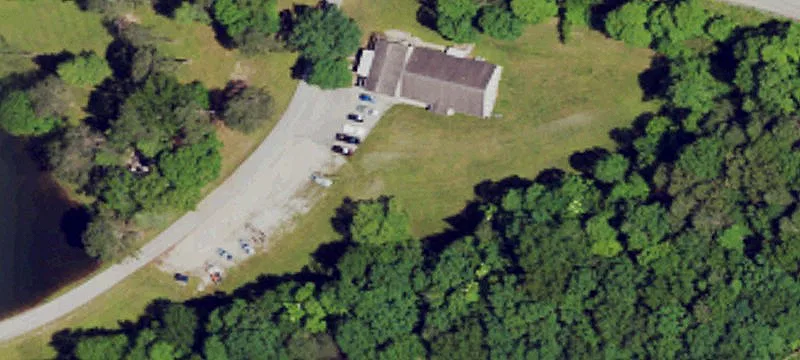 51 Twin Ponds Ln