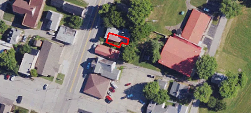 127 Hwy 42nd E