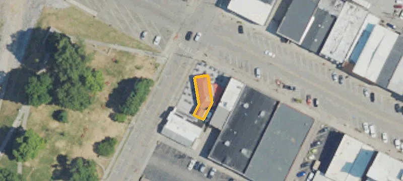100 2nd St
