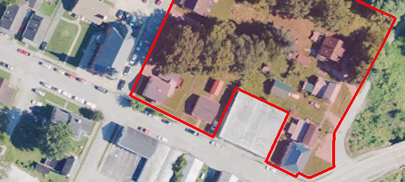 110 2nd St