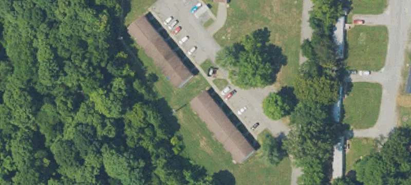 64 Hilldale Ln