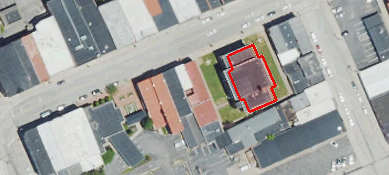 124 Main St