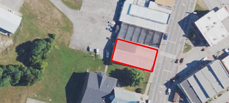 5247 Main St