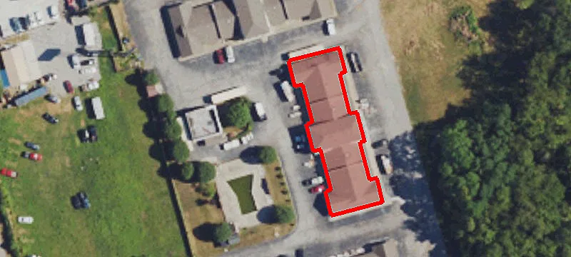 3075 Paris Pike