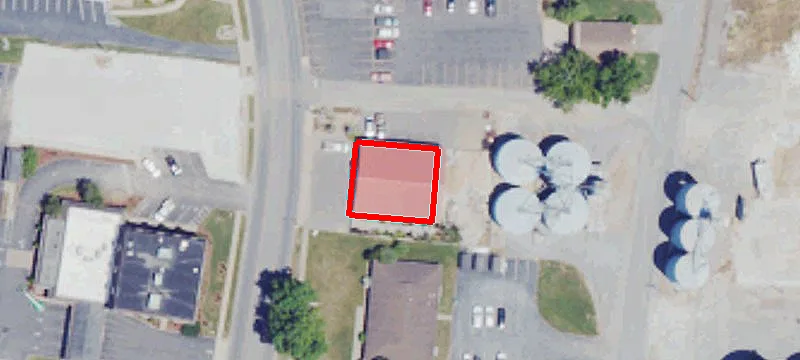 318 Main St