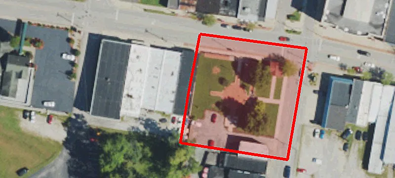 109 Main St